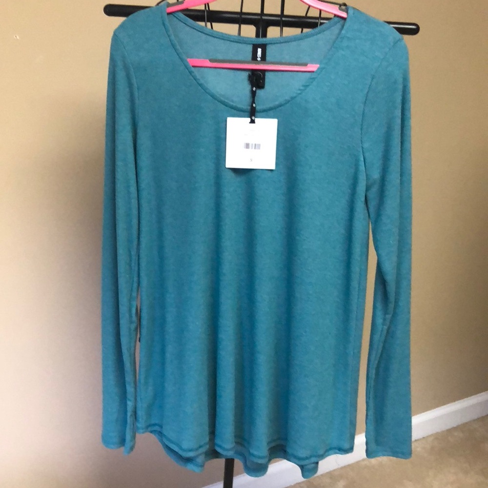 🚫 SOLD 🚫 Thumbhole Thermal